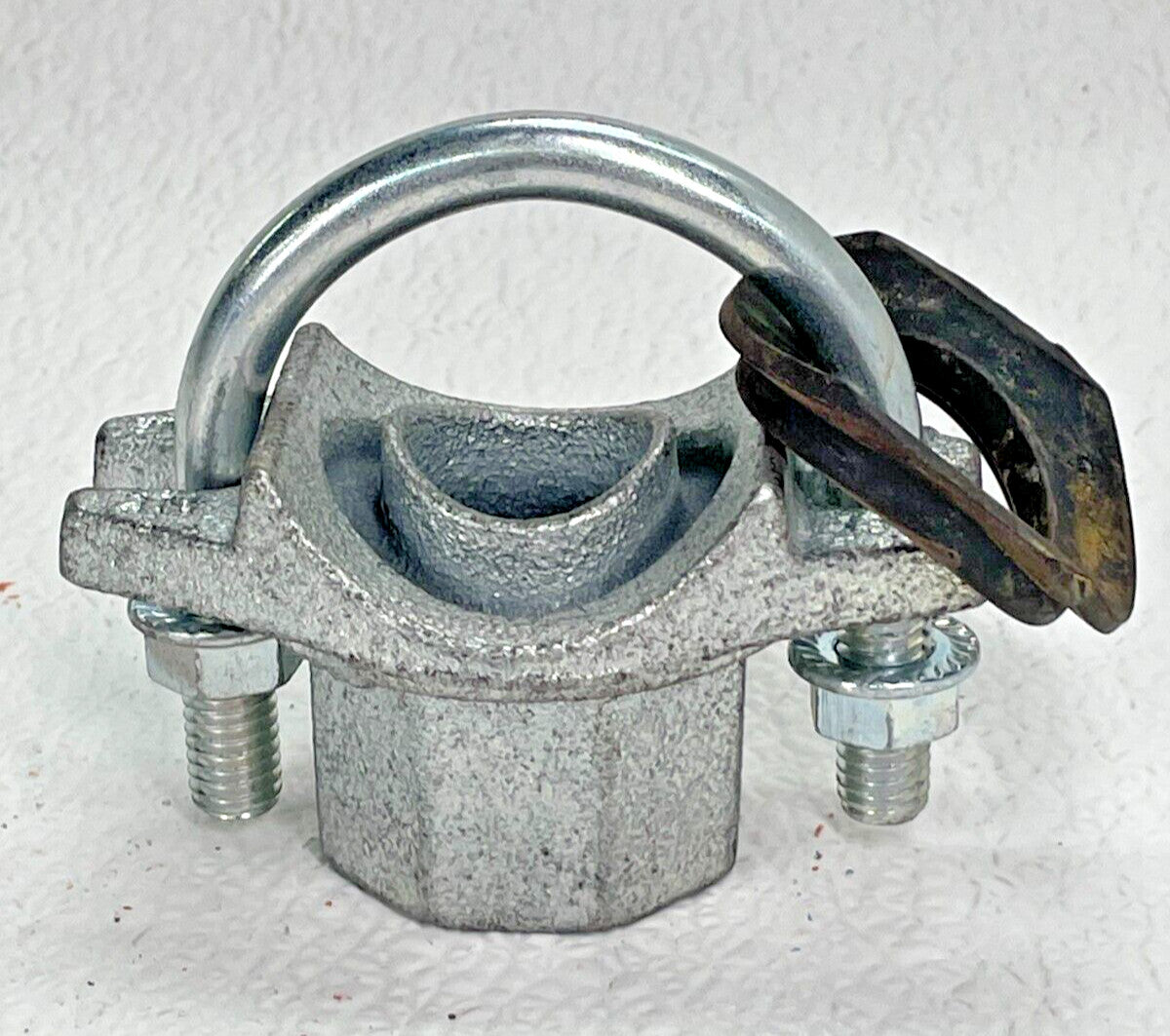 SPF Style MT30 Galvanized Mechanical Tee fits 1-1/2" Pipe Size x 1" Female NPT