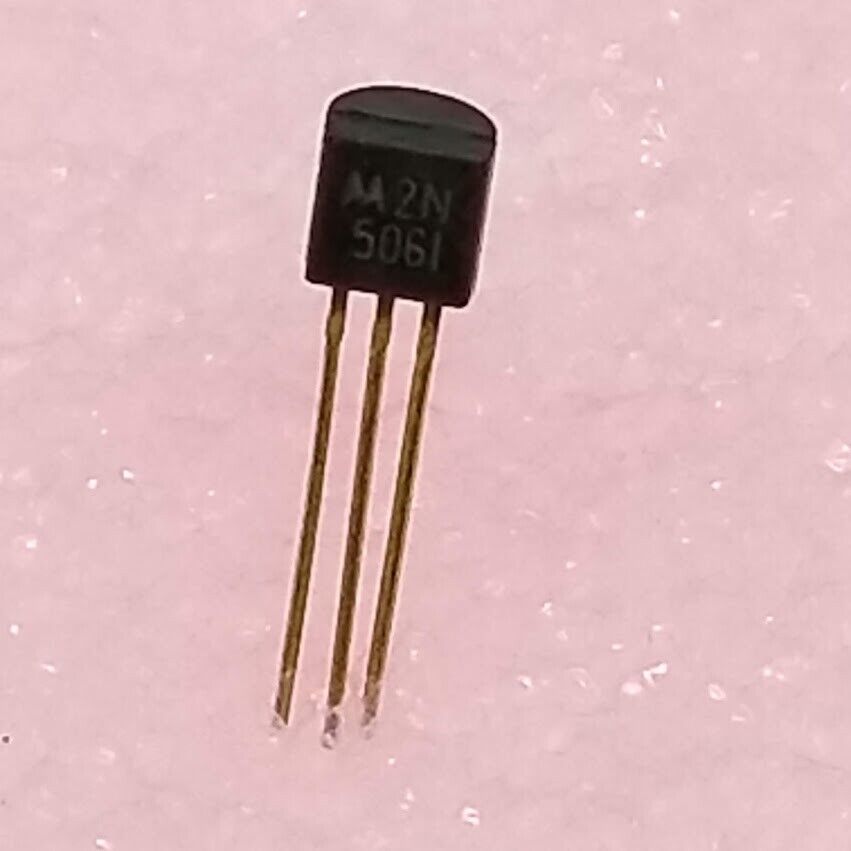 Lot of 20 MOTOROLA 2N5061 SCR Silicon Controlled Rectifier 60V, 0.8A, TO-92