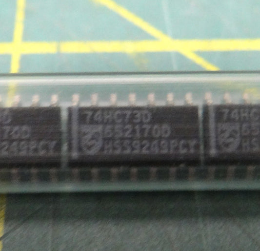 (Qty: 53) Nexperia Integrated Circuit 74HC73D 652170D H559243PCY 7-Pin JK Type