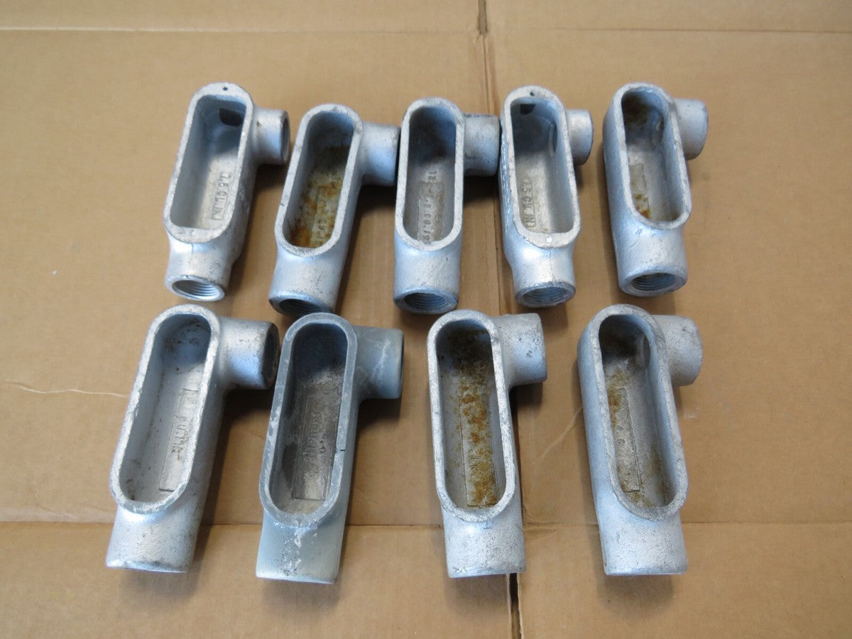 Crouse Hinds LL27 Condulet Galvanized Conduit Outlet Body 3/4in LOT OF 9