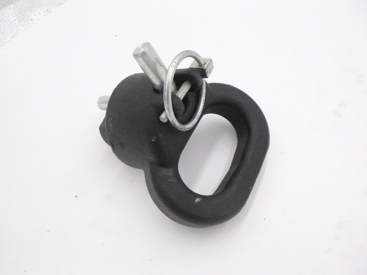 (1) Curt Puck Syst Gooseneck Safety Chain Anchor 60698 for 2013-2024 Ram 2500