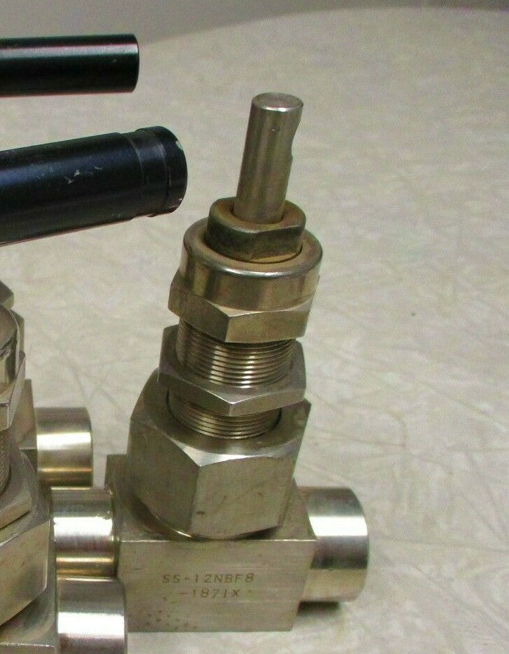 WHITEY SS-12NBF8 Union Bonnet Needle Valve 1/2" FNPT 6000 psi **Missing Handle**