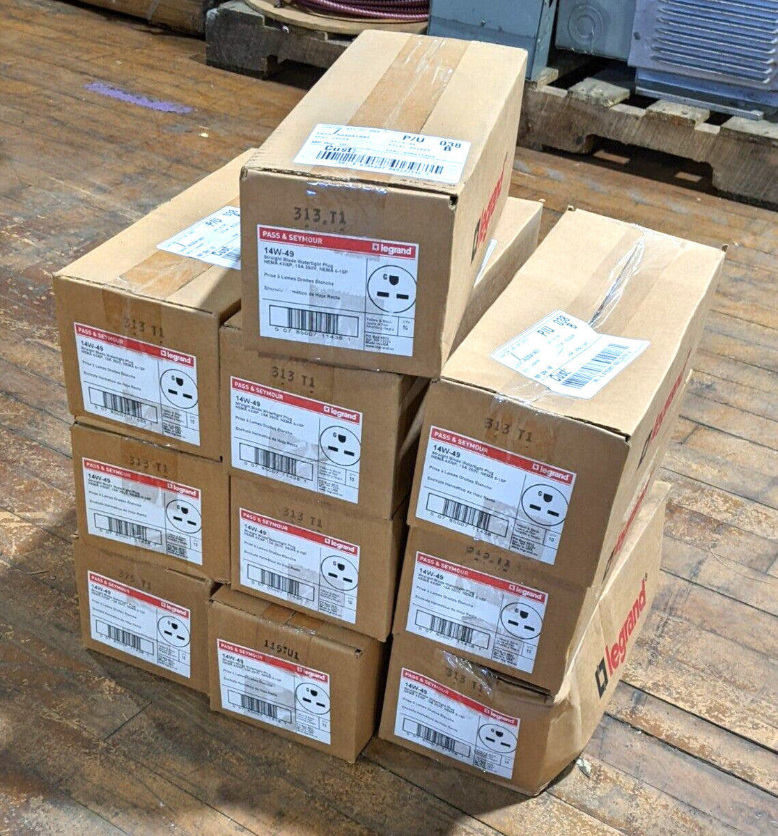 100PC 14W49 Straight Blade Watertight Plug NEMA 6-15P 4X/6P 15A 250V Yellow NOS