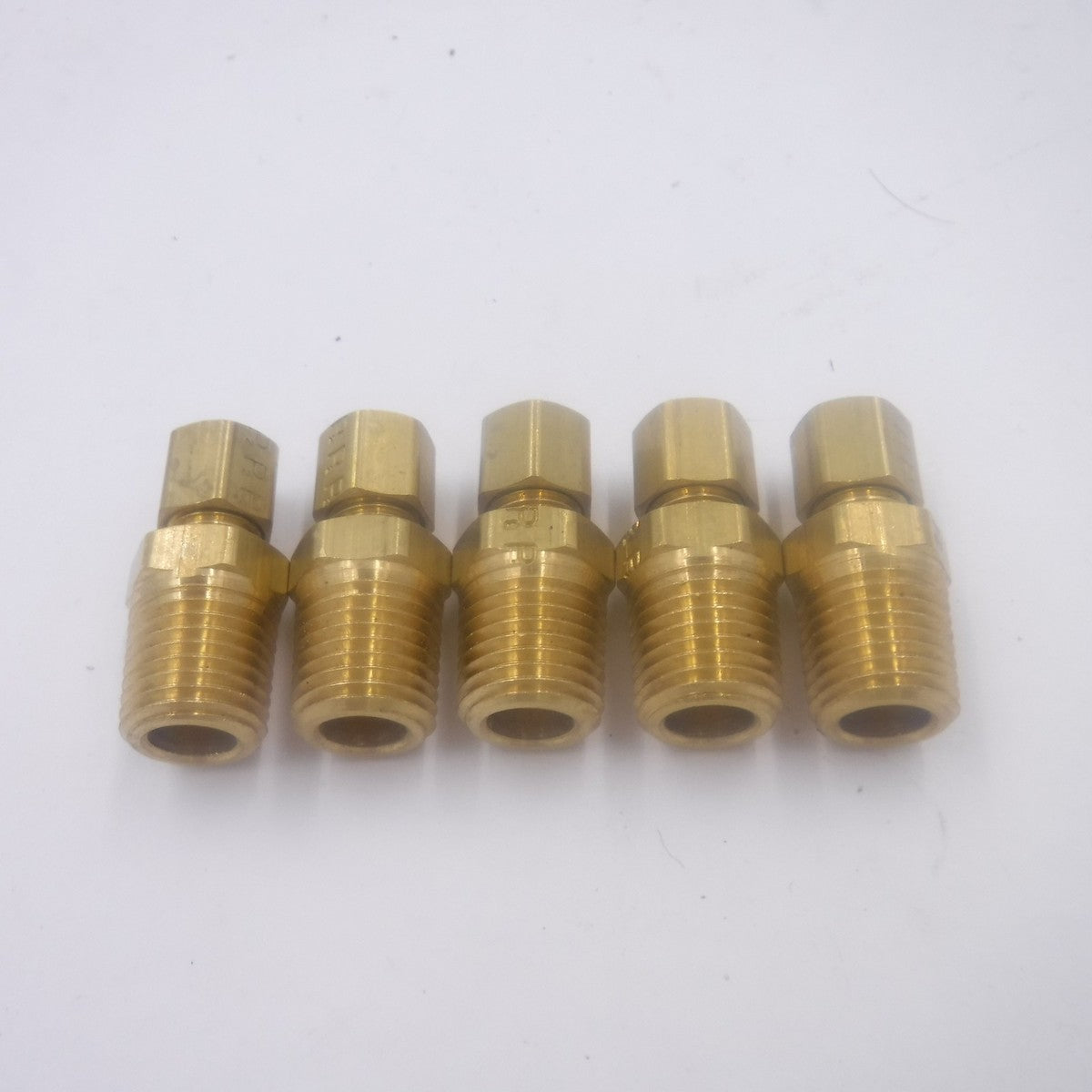 5 Pack Parker 2MSC8N-B 1/8"A-Lok x 1/2" MNPT Male Straight Connector