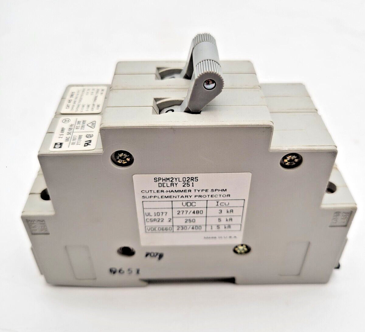 Cutler Hammer	SPHM2YL02R5	Circuit Breaker 2.5 amp 2 Pole 277/480VAC Din Rail