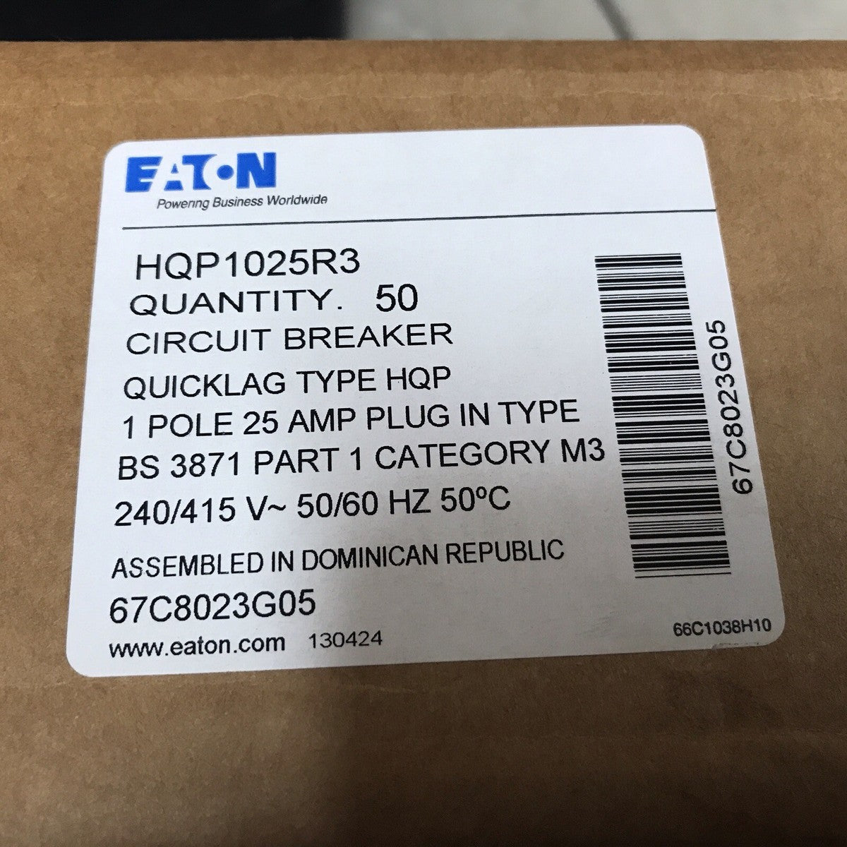 *NEW* (BOX OF 50) EATON HQP1025R3 CIRCUIT BREAKER 25 AMP 1-POLE
