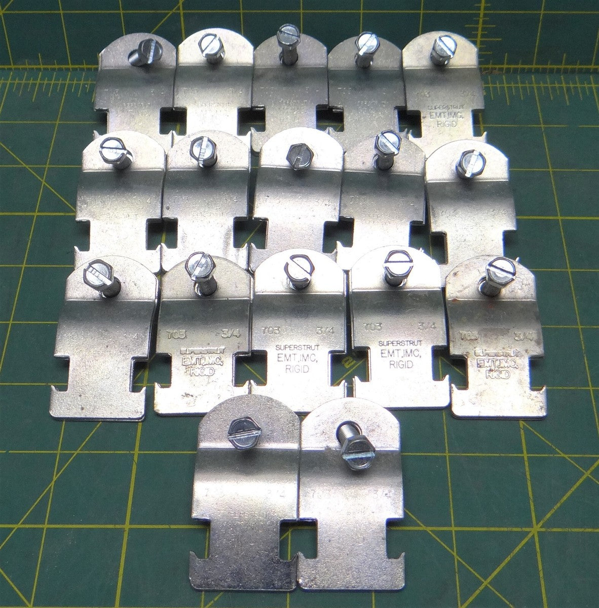 (17) Superstrut 2-Piece Rigid/IMC/EMT Conduit Clamp ElectroGalv Finish 3/4" 14ga