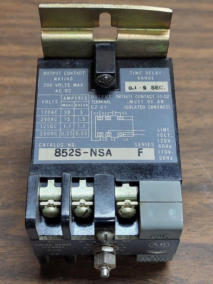 ALLEN BRADLEY 852S-NSA SERIES F TIMING RELAY 300V  30AMP 0.1-5 SECONDS 120V COIL