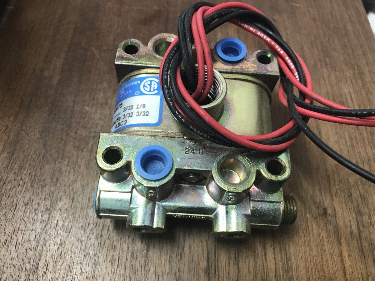 V935LB2075 Skinner Valve 120VAC V935LB2075 75 PSI 3/32 1/8 20 Watts Honeywell