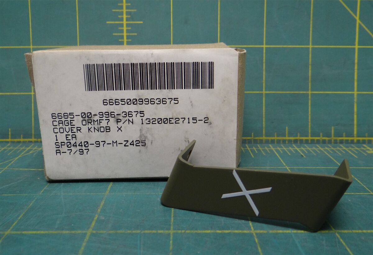 Cecom LR Center 13200E2715-2 Cover Knob 2-1/2" x 3/4" x 1-1/2" 6665-00-996-3675