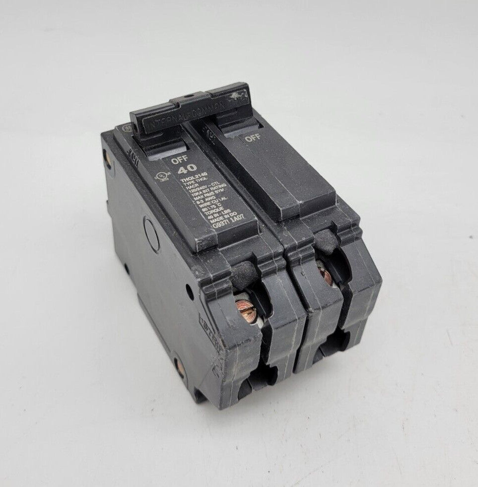 GE THQL2140 Plug-In Circuit Breaker 40A 120/240V 2P 1PH THQL 40 AMP 2 Pole NOS