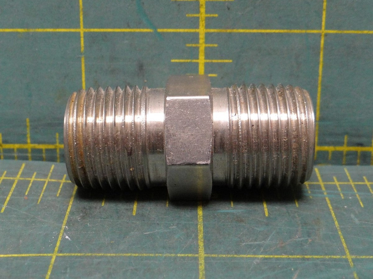 Swagelok SS Pipe Fitting, Hex Nipple, 1/2 in. Male NPT SS-8-HN