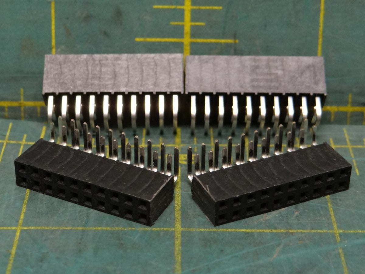 4 Piece Samtec SSW-110-02-S-D Right Angle Board Connector 20 Contacts
