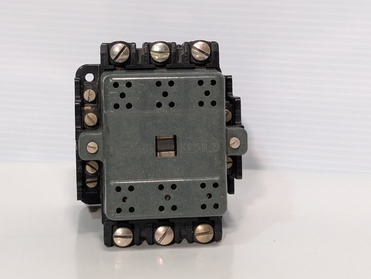 Siemens Schuckerwerke K-915-III-2 Contactor, 500vac, VDE 660, Jd = 32A