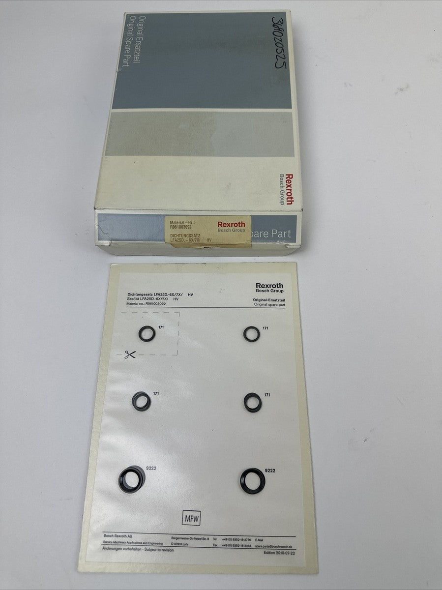 REXROTH R961003092 SEAL KIT LFA25D.-6X7X/   HV