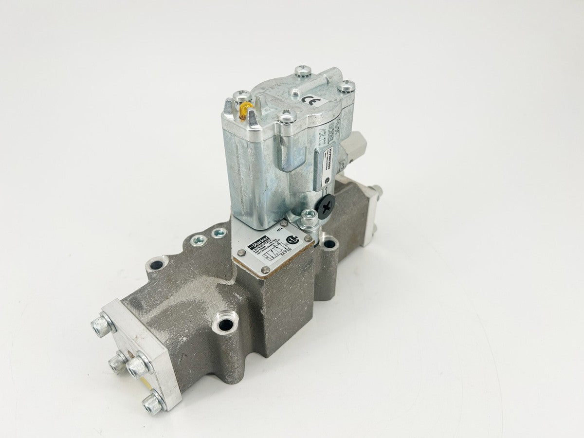 New Parker L6753910253 Solenoid Valve Pilot K175903553 120V 140psig 3FET8 No Box