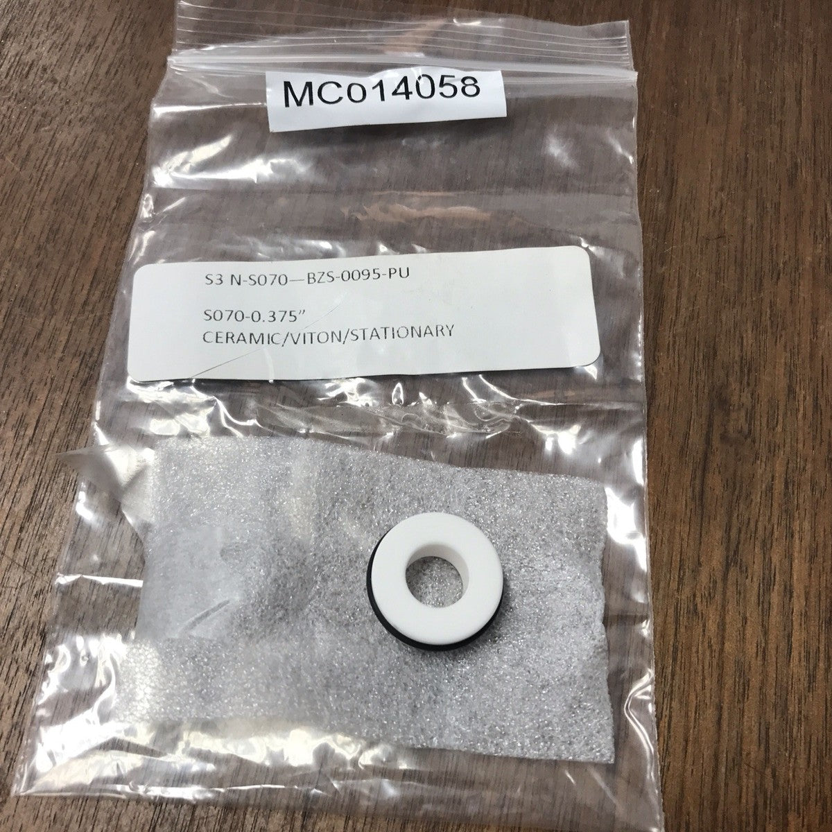 PULSAFEEDER SEAL SEAT Y1000521-000 Ceramic Viton Stationary S070-0.375 S3 N-S070