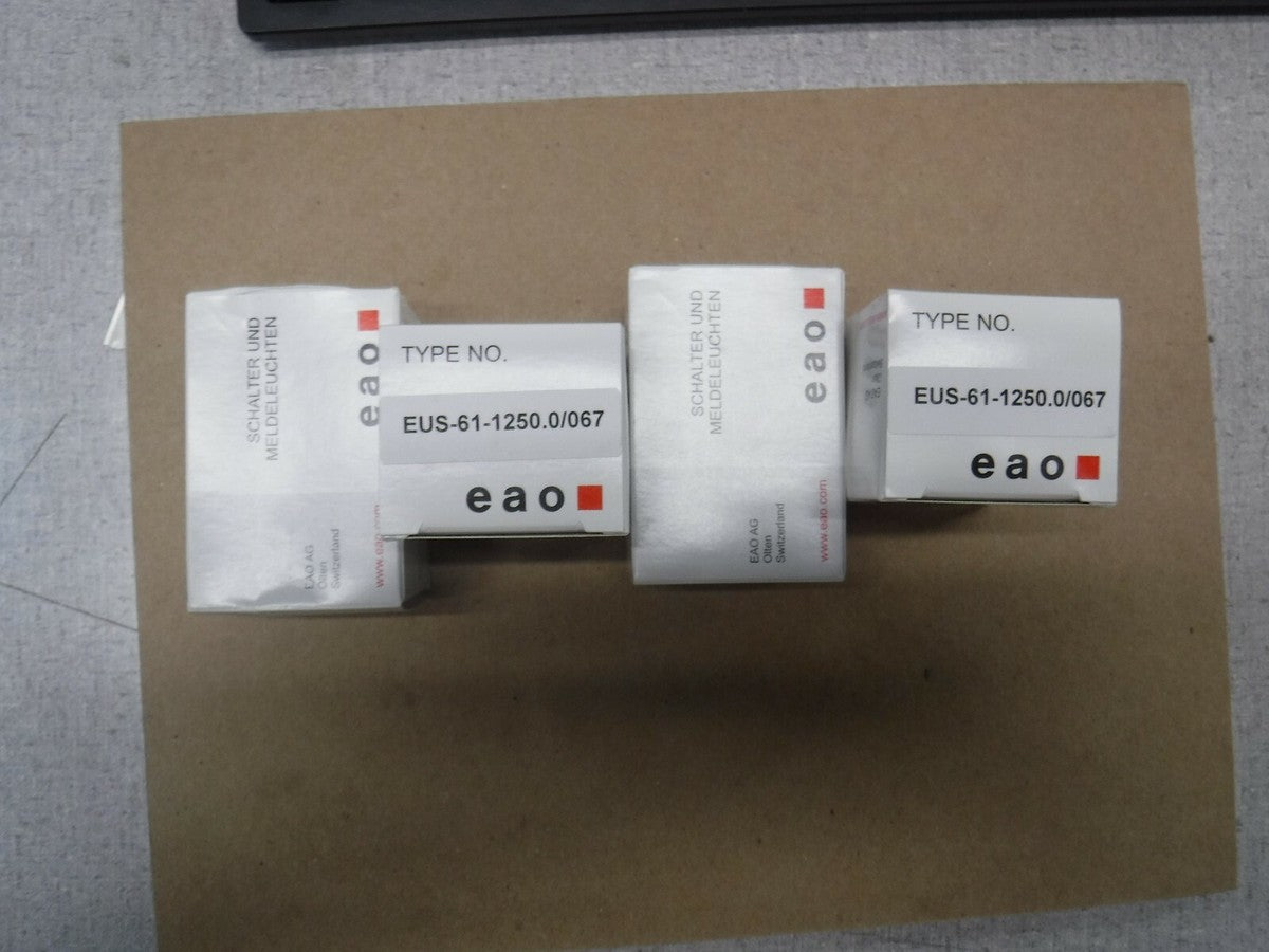 EAO  EUS-61-1250.0/067 lot of 4 one price for all 4