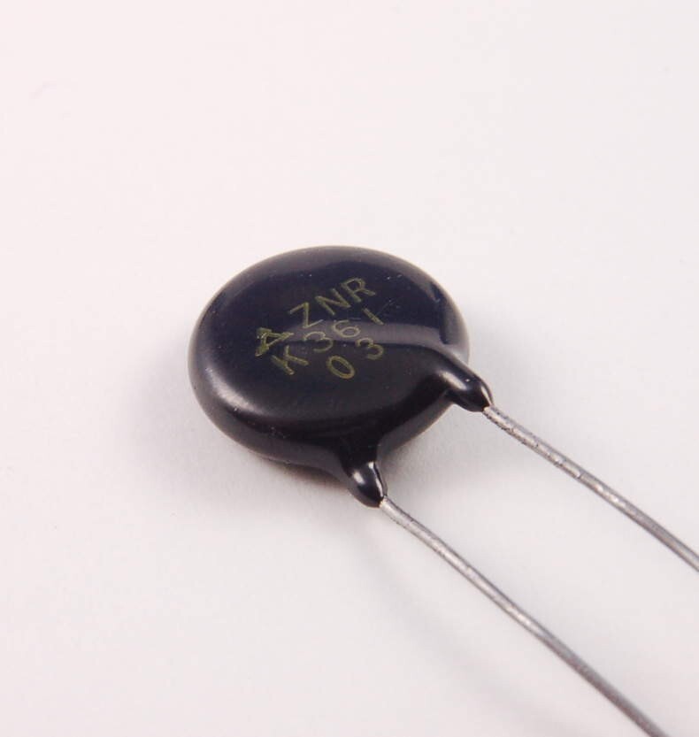 LOT OF 8 - PANASONIC - ZNRK361-03 - MOV. Metal Oxide Varistor, 230VAC / 300 VDC