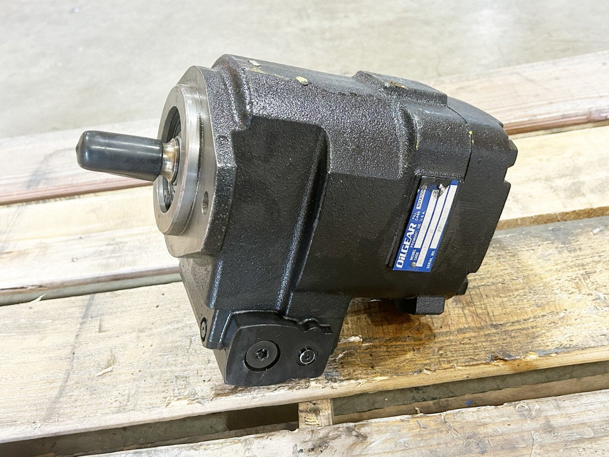 New Oilgear PVWJ-034-A1UV-LSAY-P-1NNNN Hydraulic Piston Pump 3500PSI 14.7GPM