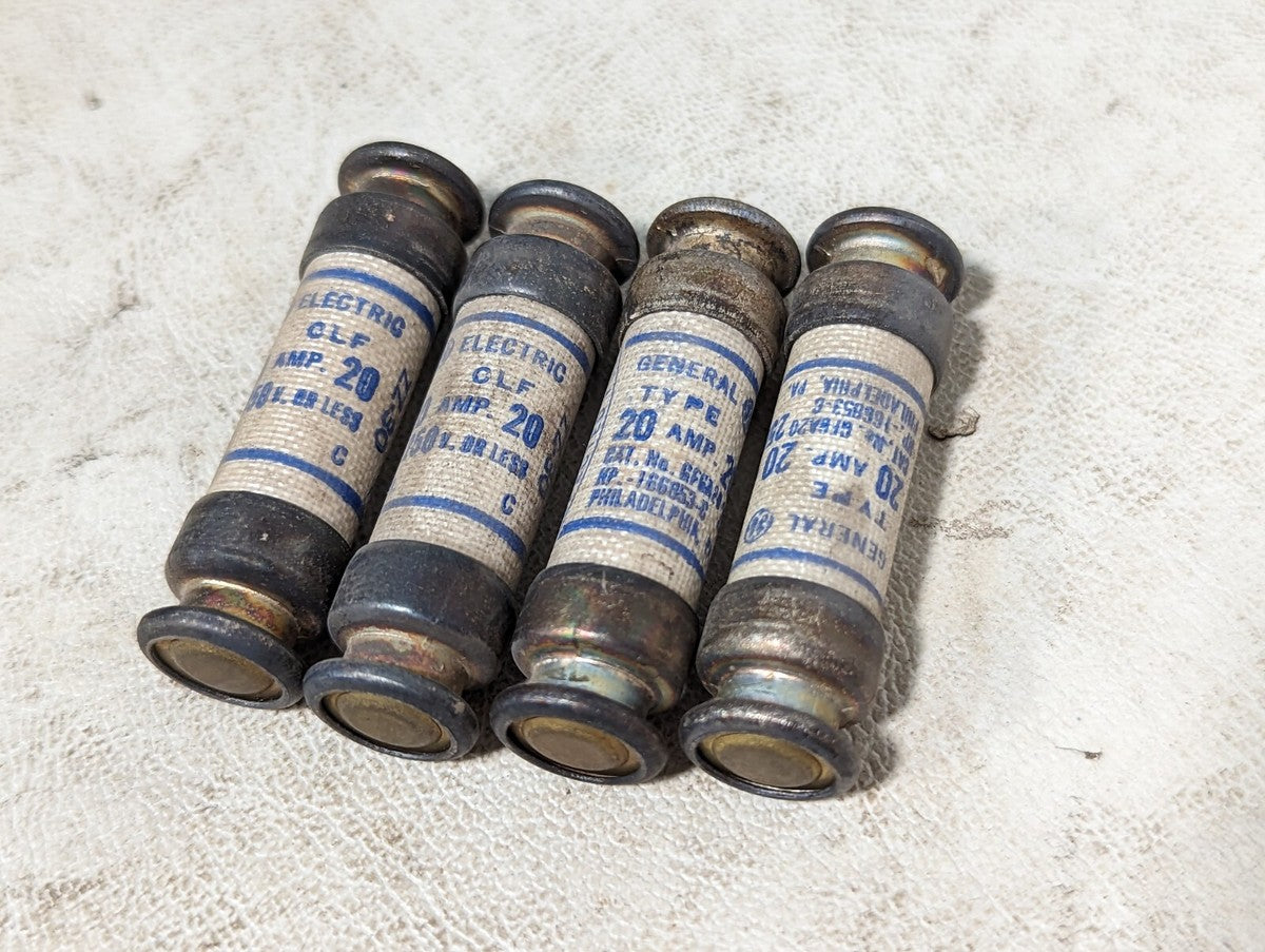 Lot of 4 GE GFGA20 fuses, 20A, 250V or less, CLF