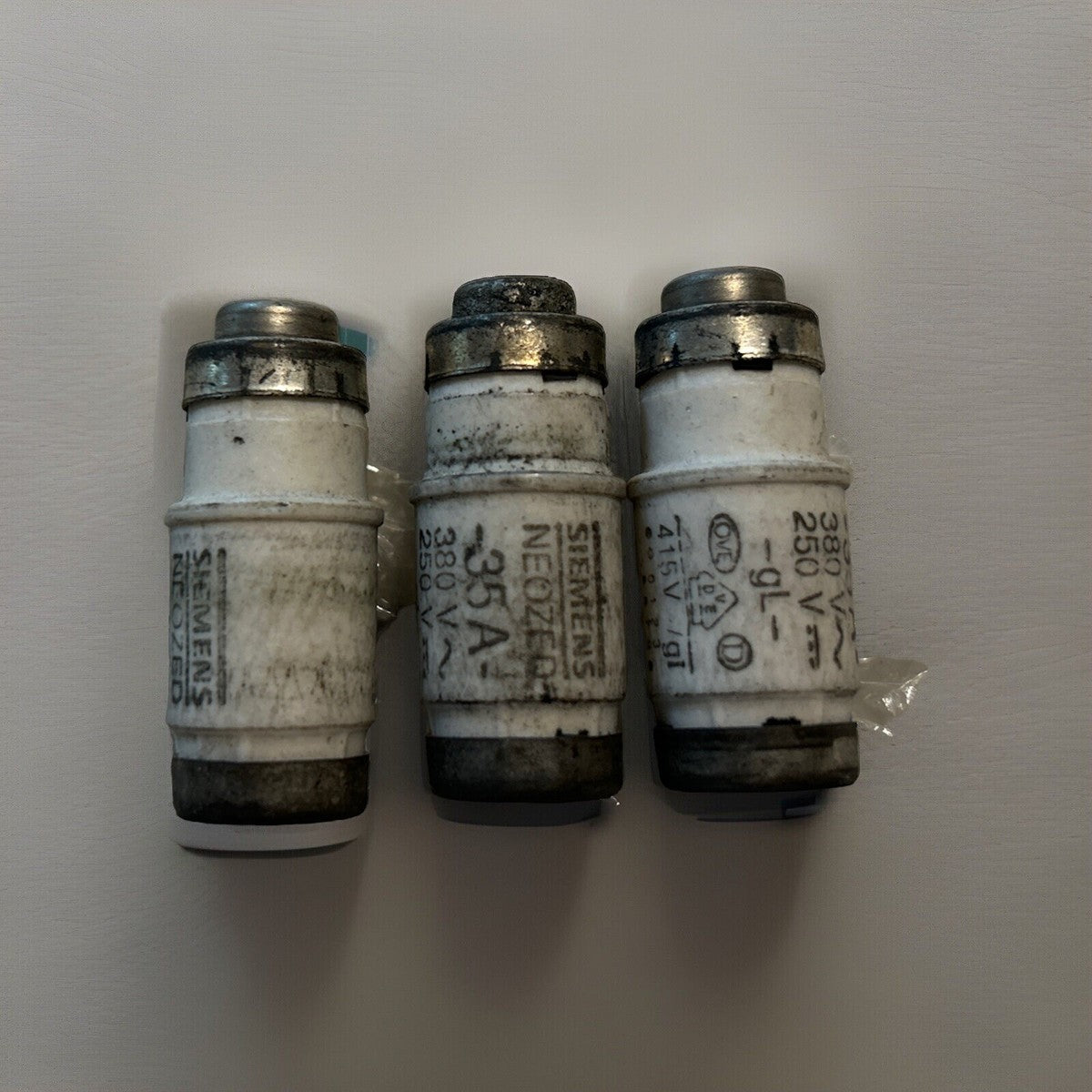 *QTY 3* Siemens 35AMP NEOZED Fuse 415V.       FB