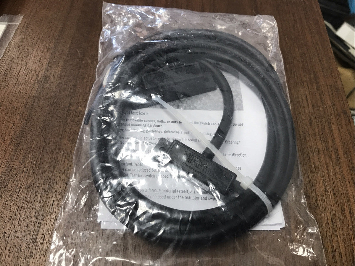 SENTROL GUARDSWITCH SERIES 100 INTERLOCK 115-7Y-06K