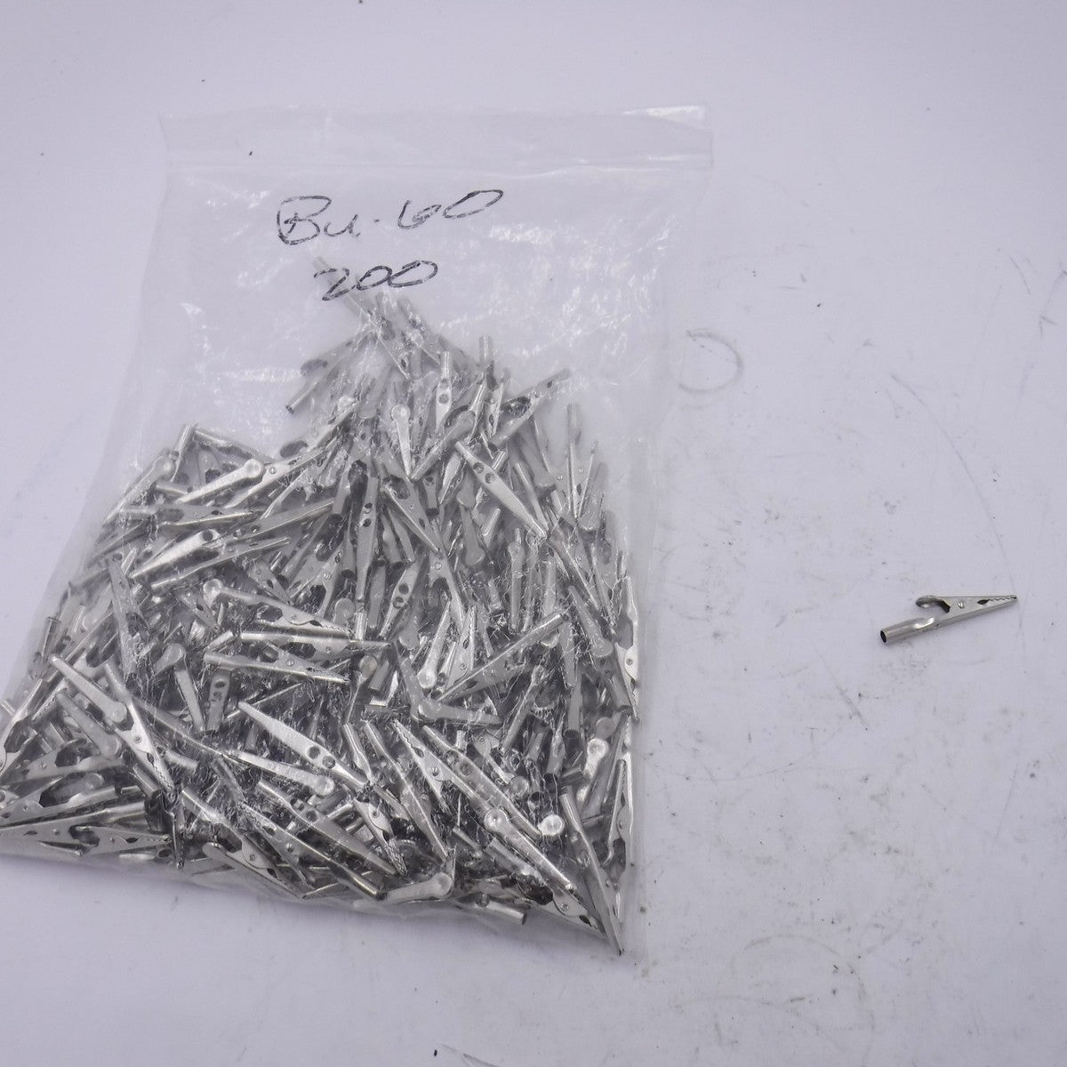 250 Pack Mueller BU-60 Alligator Steel Clip Barrel 10 Amp Non-Insulated