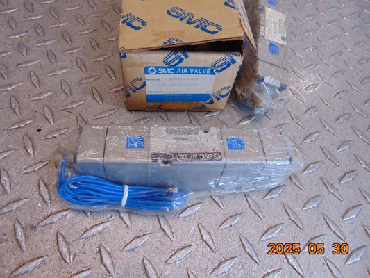 (1) SMC NVS4214-0009D SOLENOID VALVE