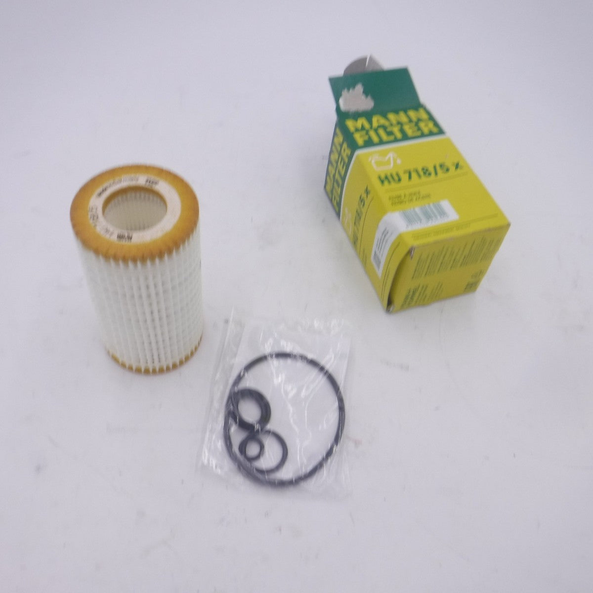 Mann Oil Filter Kit HU 718/5x Fits 1994-2000 Mercedes-Benz C-Class W202