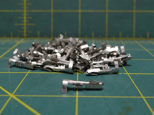 (Qty: 66) Aptiv Metri-Pack 150 Series 18-16 Ga. Loose Female Terminals 12048074