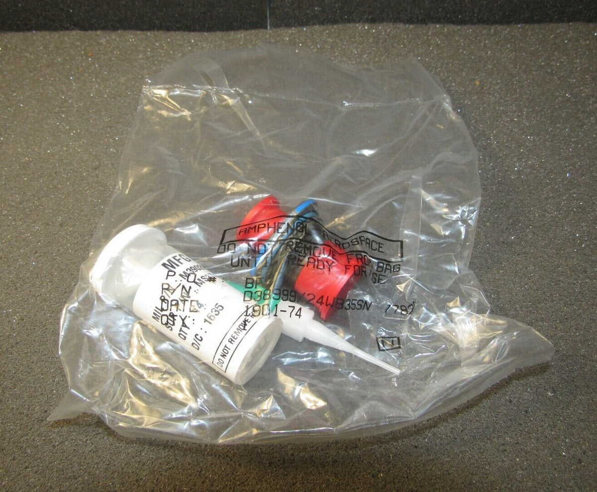 Amphenol D38999/24WB35SN SKT 13 POS Crimp ST Jam Nut 13 Terminal 1 Port
