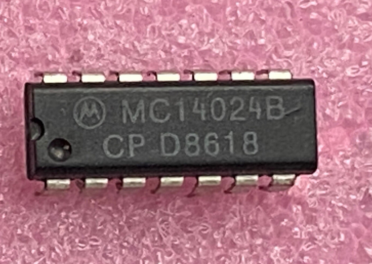 Motorola MC14024BCP 7-stage ripple counter Integrated Circuit