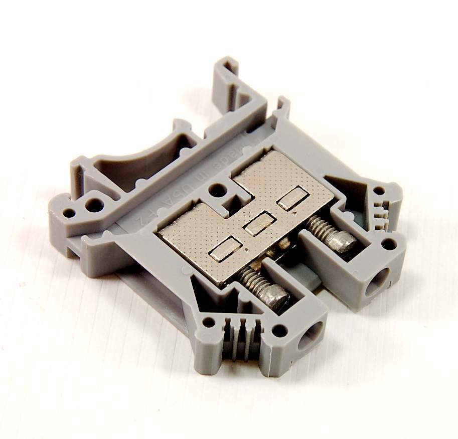 Lot of 50 - Phoenix Contacts - 3005015 - Terminal Block, UK10 Series.