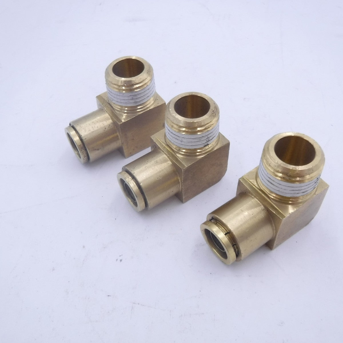 3 Pack Danfoss 3/8" Tube Push Connect x 1/2" Pipe Size Brass Male Elbow1869X6X8