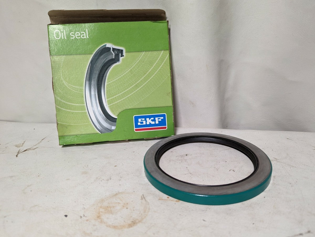 SKF 45070 nitrile oil seal, 4.5000 in Shaft, 5.7510 in OD, 0.4375 in Width