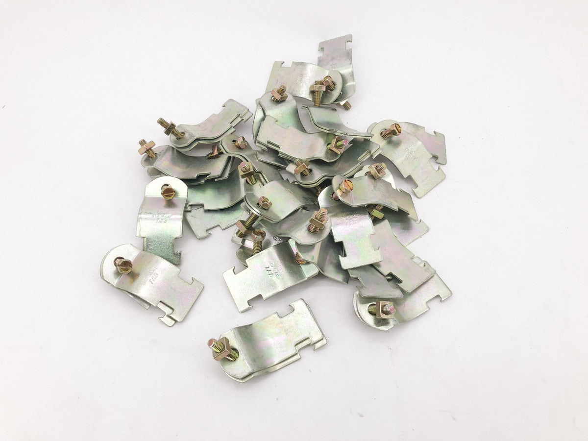 Lot of 22 Thomas & Betts 702-1 Conduit Clamps Rigid Or IMC 1" - No Box
