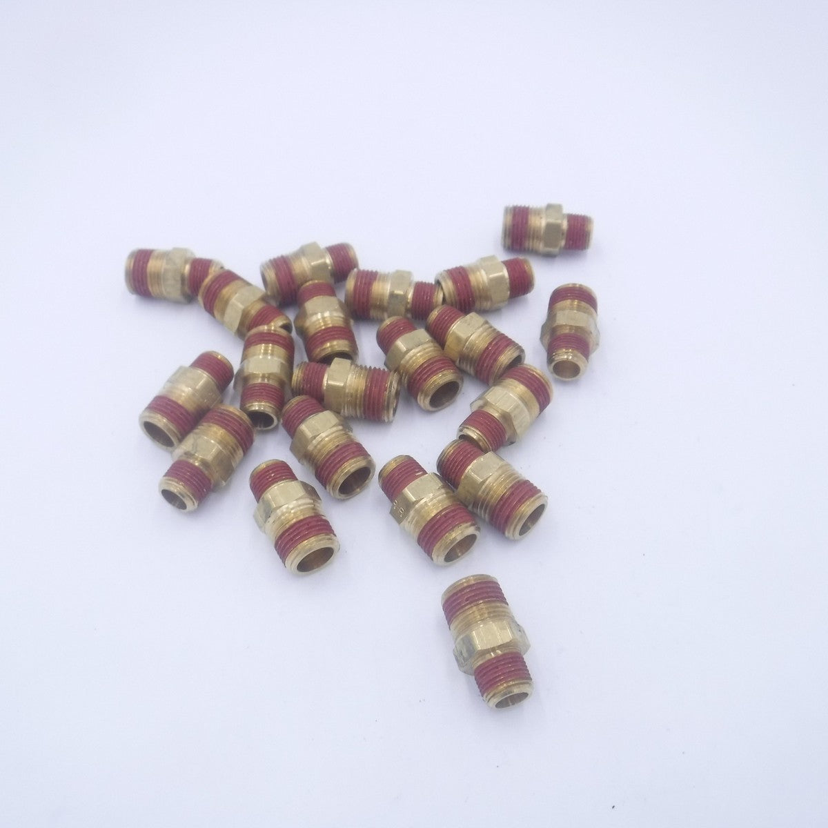 20 Pack 3/8" Mnpt x 1/2" Mnpt Brass Hex Reducing Nipple