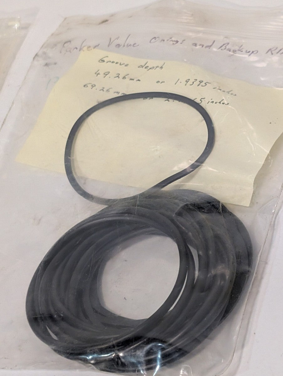 1 Package 12+ Unidentified O-Rings, See Pictures of Pack for O-Ring Dimensions