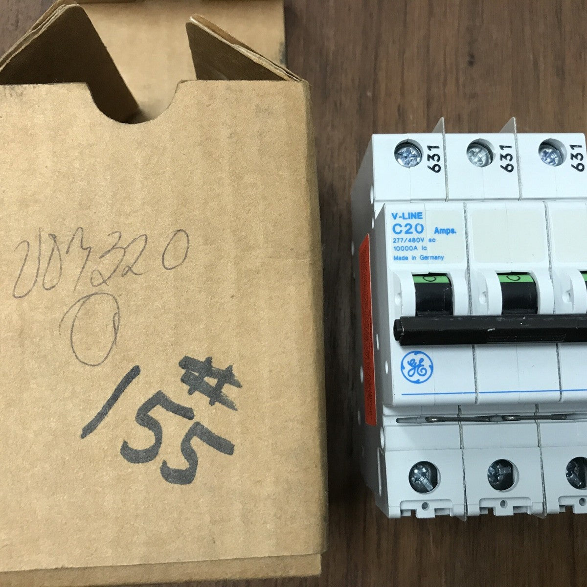 GE General Electric V07320 C20 20 Amps 277/480 VAC 3 Pole Circuit Breaker V-Line