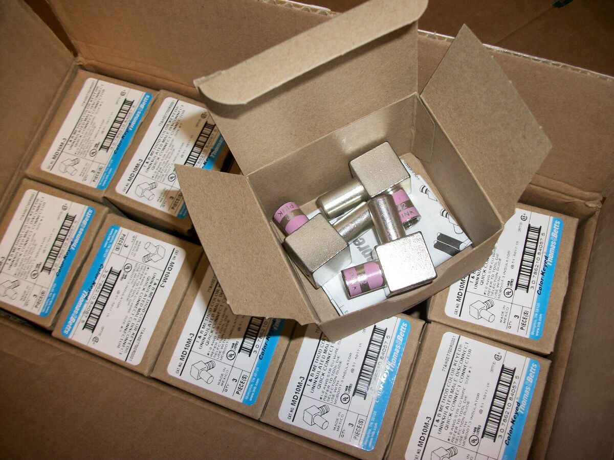 NEW CASE OF 30 THOMAS & BETTS MD10M-3 UNINSULATED MALE DISCONNECT COLOR KEYED #3