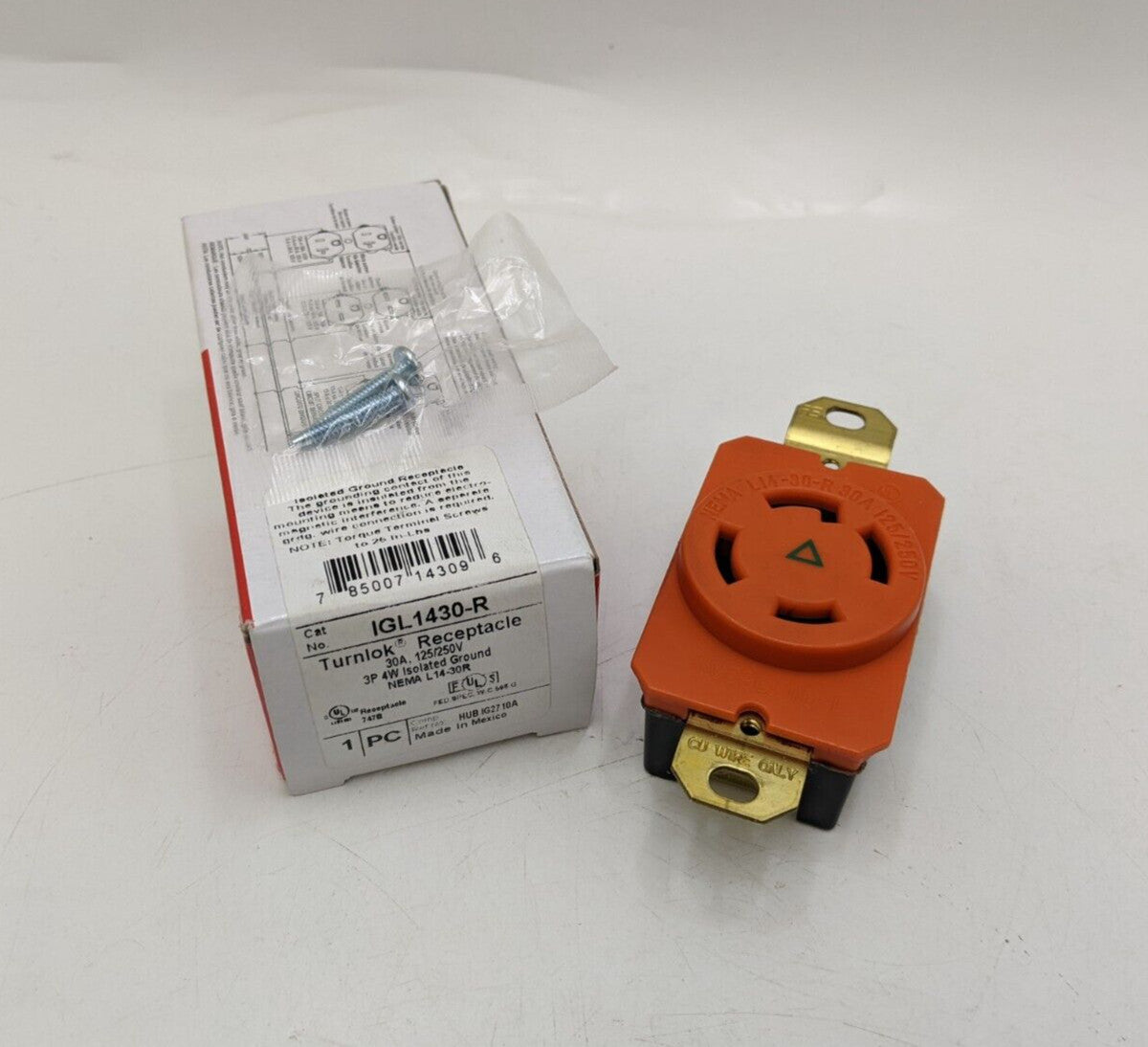 Pass Seymour Legrand IGL1430-R Turnlok Receptacle Single 30A 125/250V 3P 4W NOS
