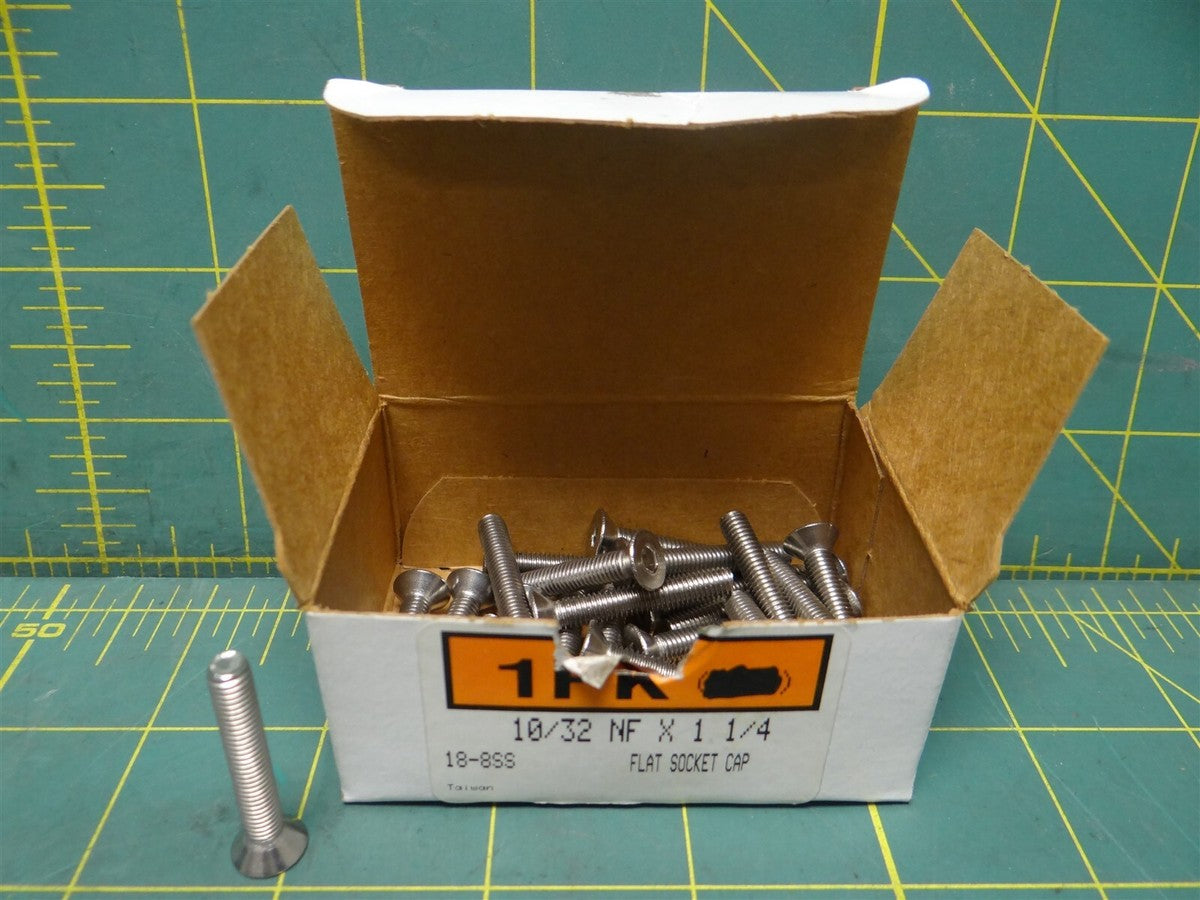 (Qty: 26) 10-32 x 1-1/4" Length 18-8 Stainless Steel Hex Drive Flat Head Screw