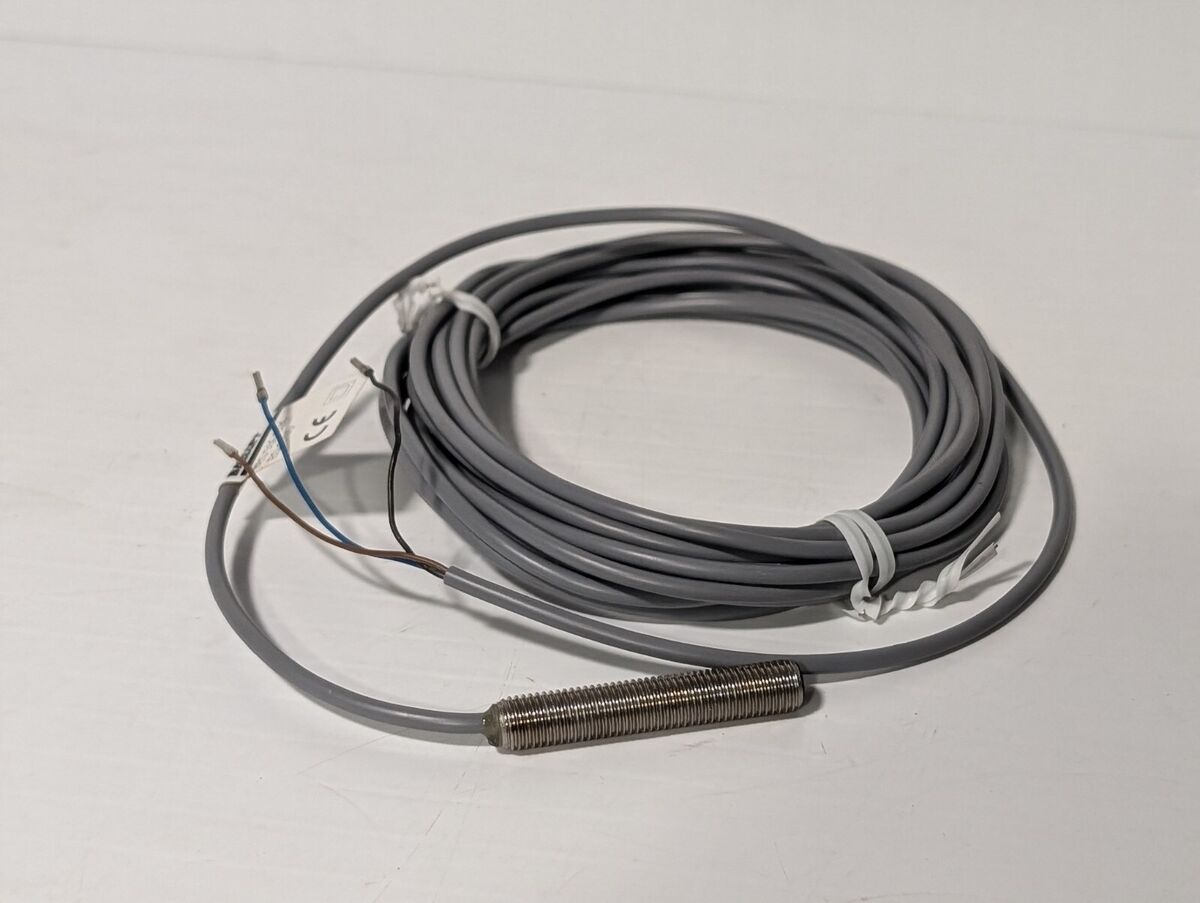 Balluff BES-516-324-EO-C-05 Inductive Sensor Proximity Switch 8mm x 45m