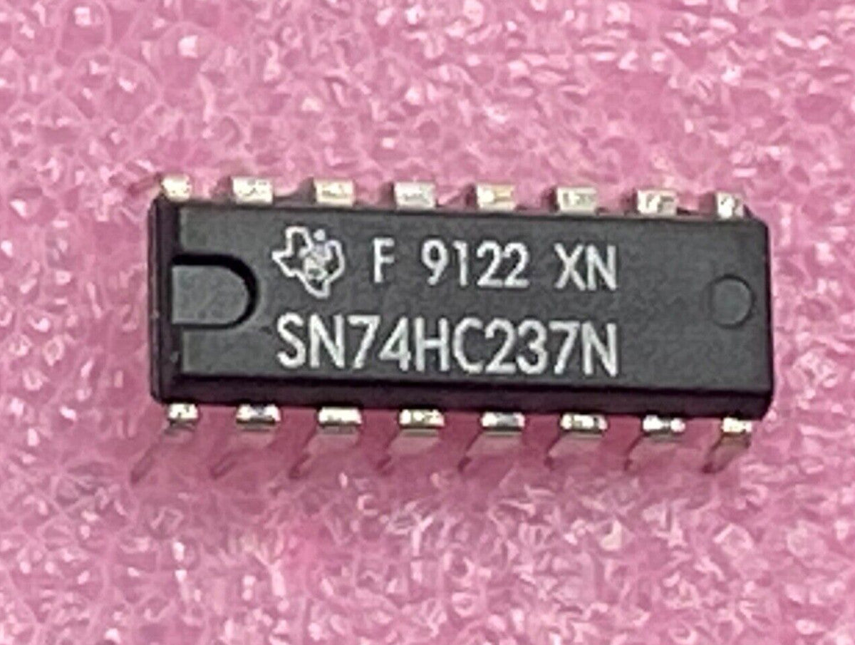 Texas Instruments SN74HC237N 3-line to 8-line decoders/demux Integrated Circuit