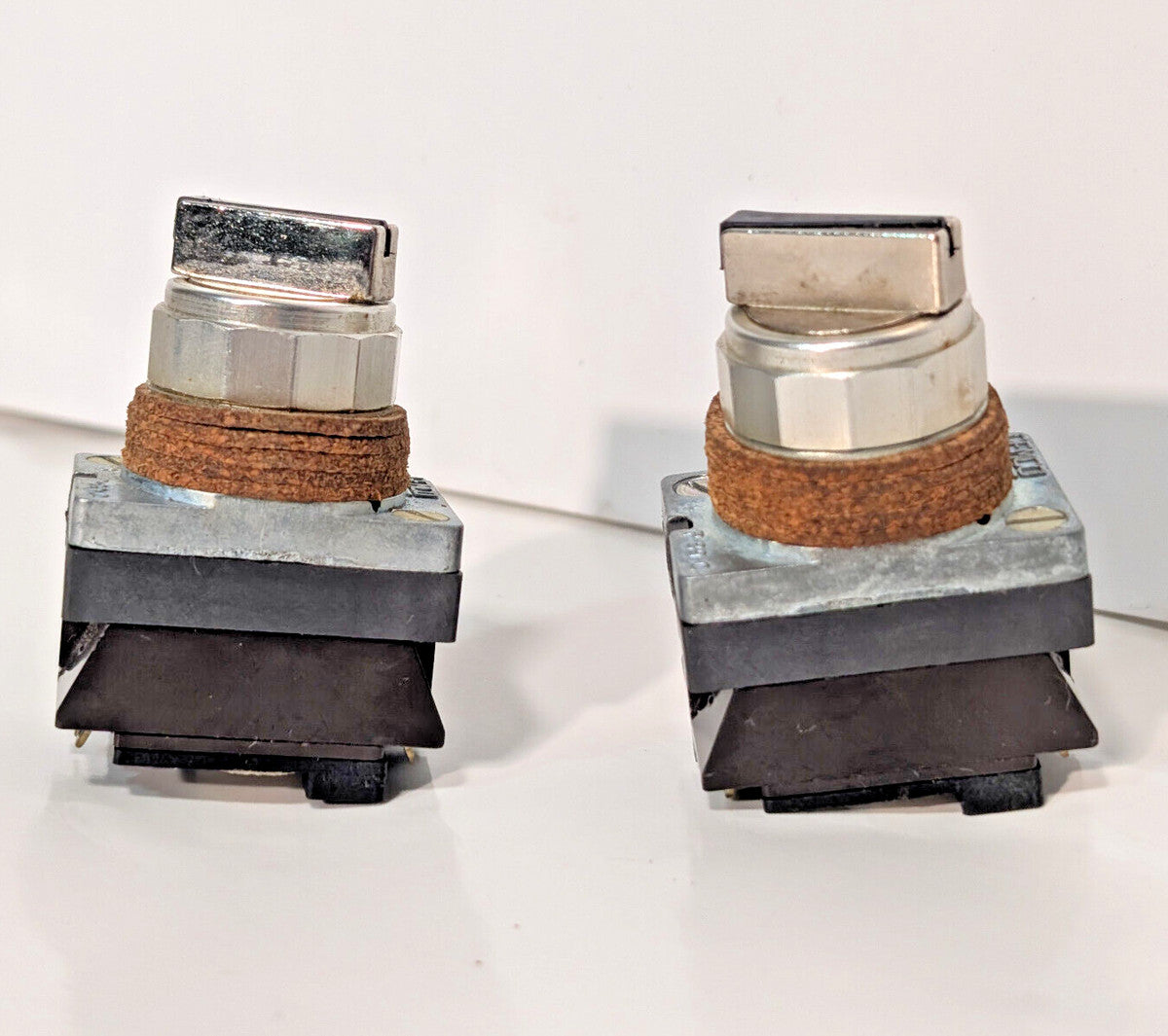 Lot of 2: GEMCO P-89-C Switches, 404S2X121Y, Silver