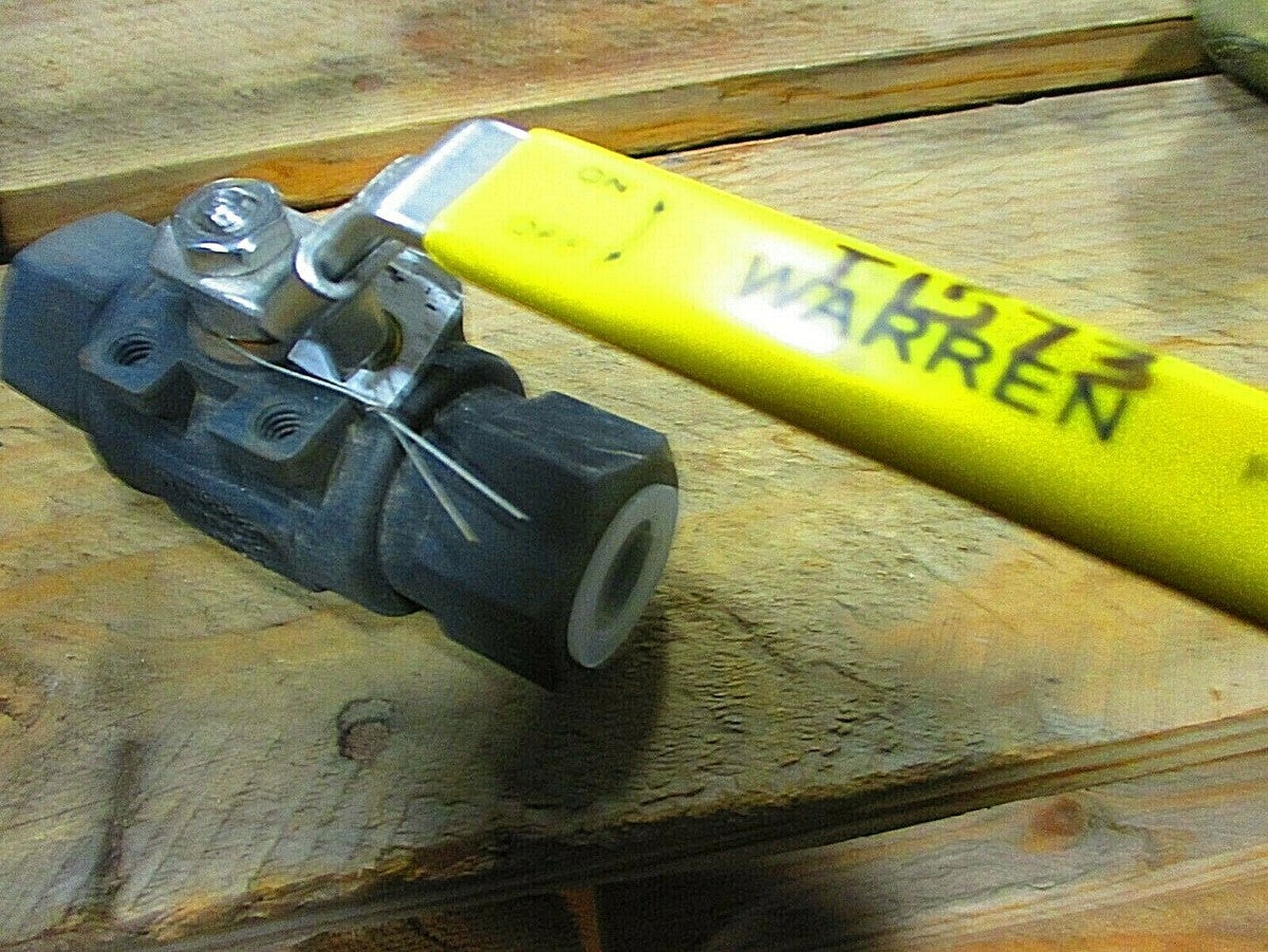 Ball Valve WARREN FIG: W35 1/2" CL1500 3600 PSIWOG Threaded Full Port Lever Op 