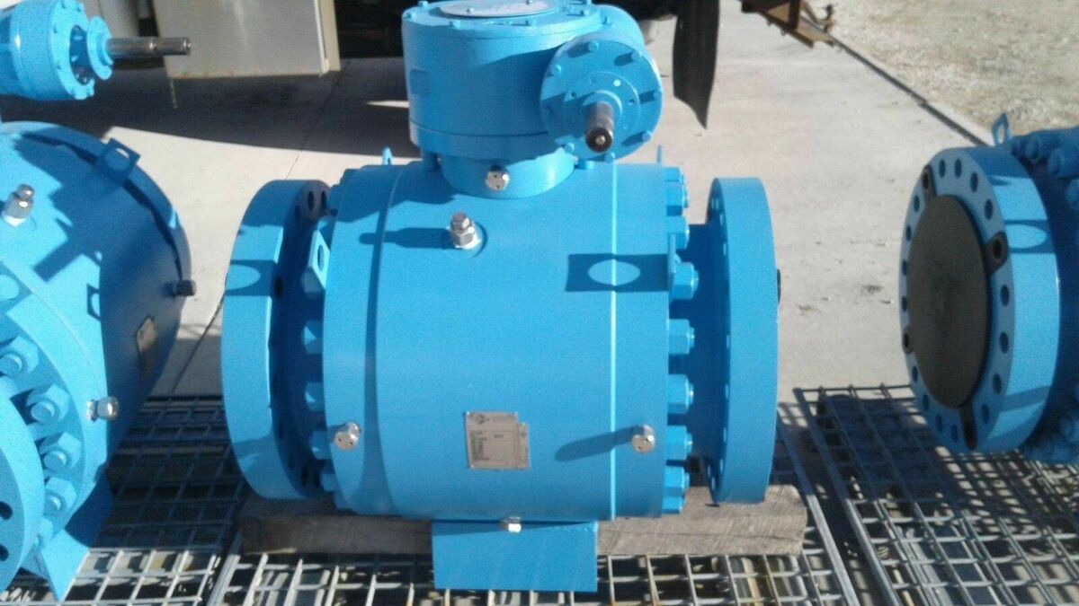 Ball Valve KF M3 Series 12" x 10" CL600 RF Flanged RP Trunnion Gear Op w/ HW