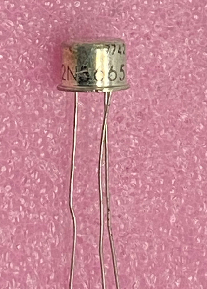 SignetIcs 2N3665 transistor NPN-Si AF pre-amp/driver TO-39