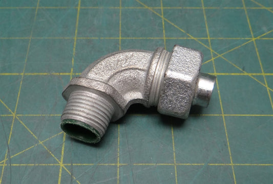 1/2" Liquid Tight Malleable Iron Insul 90° Elbow Connector 2.75"Lx2.25"Hx1.375"W